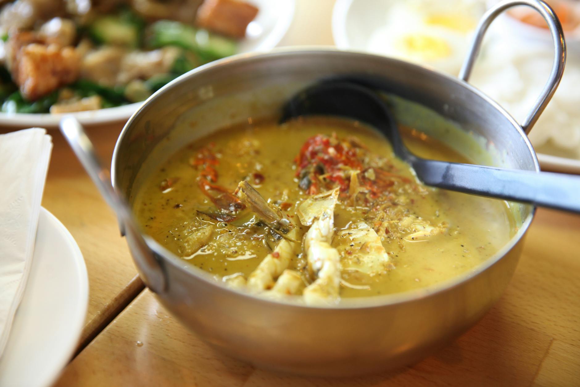 Gaeng Garee Gai (Thai Yellow Curry Chicken)